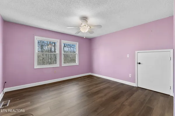 $615,000 | 400 Cabbage Cemetery Road, Washburn, TN 37888