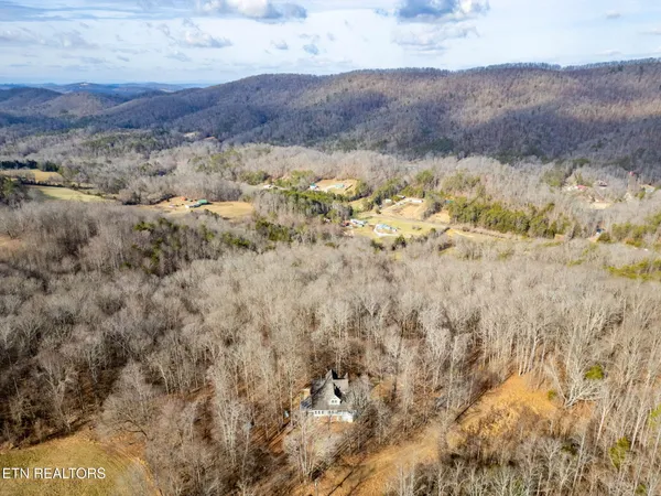 $615,000 | 400 Cabbage Cemetery Road, Washburn, TN 37888