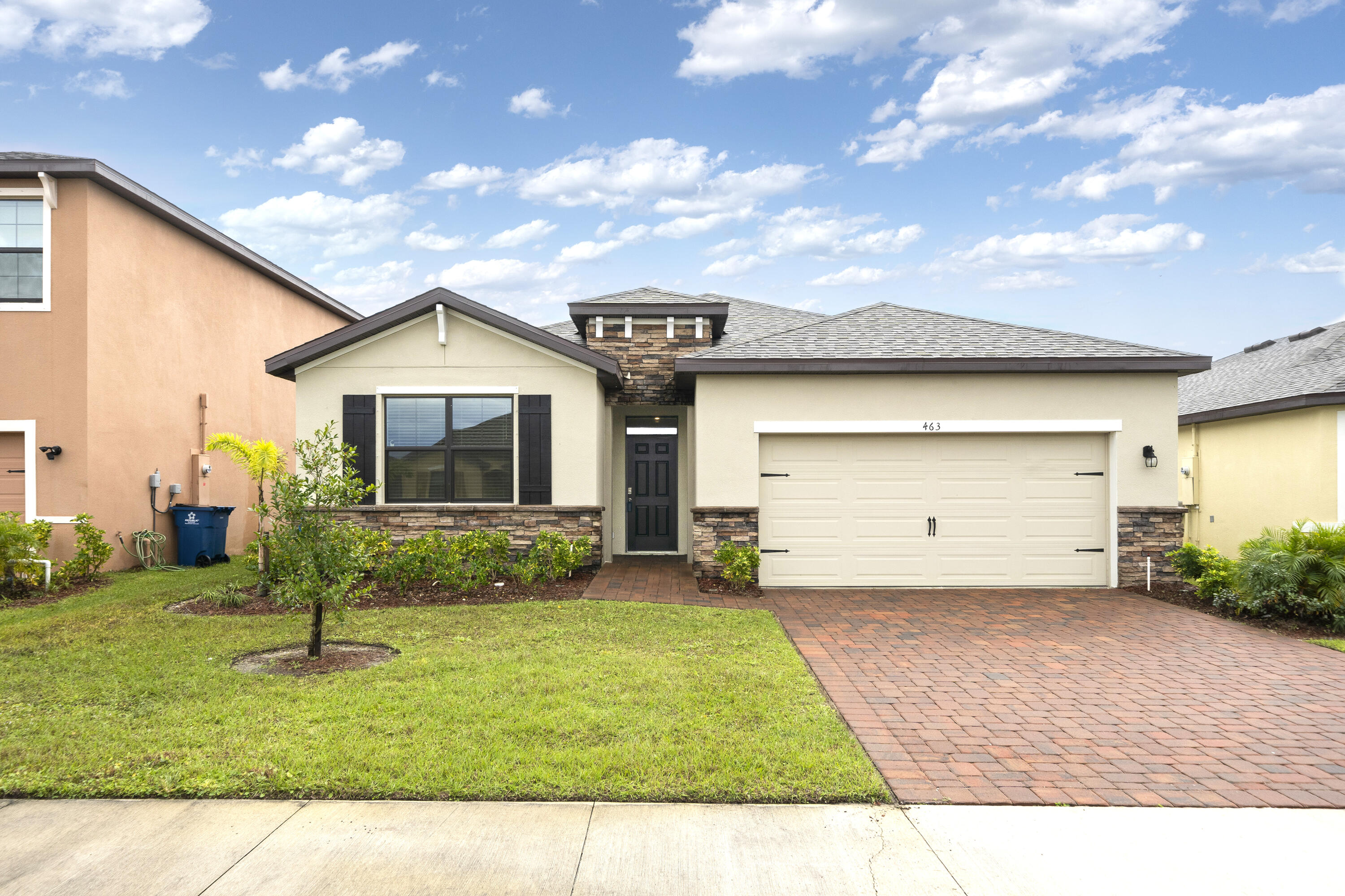 463 Old Country Rd S East  