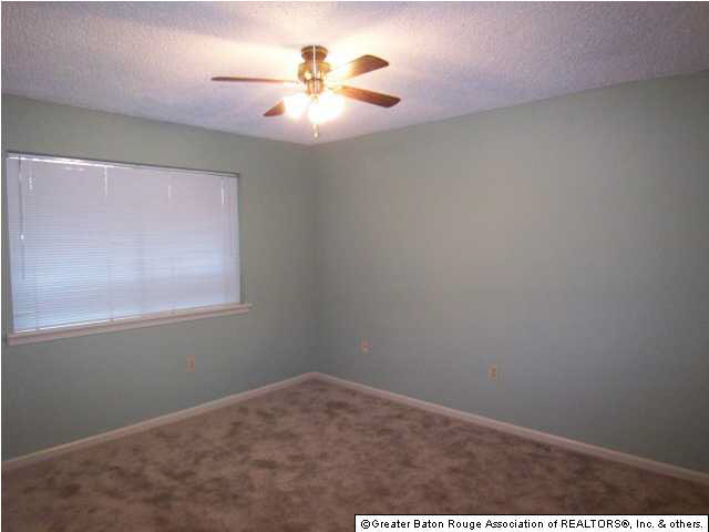 15520 Jester Avenue Baton Rouge, LA 70816 - Photo 5 of 12 Gallery Image 5