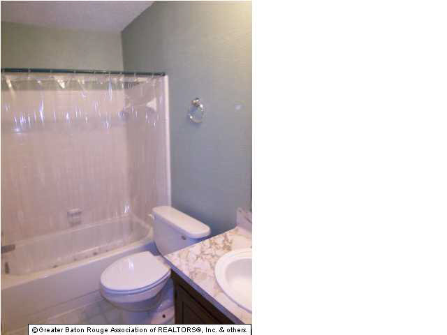 15520 Jester Avenue Baton Rouge, LA 70816 - Photo 6 of 12 Gallery Image 6