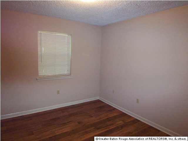 15520 Jester Avenue Baton Rouge, LA 70816 - Photo 7 of 12 Gallery Image 7