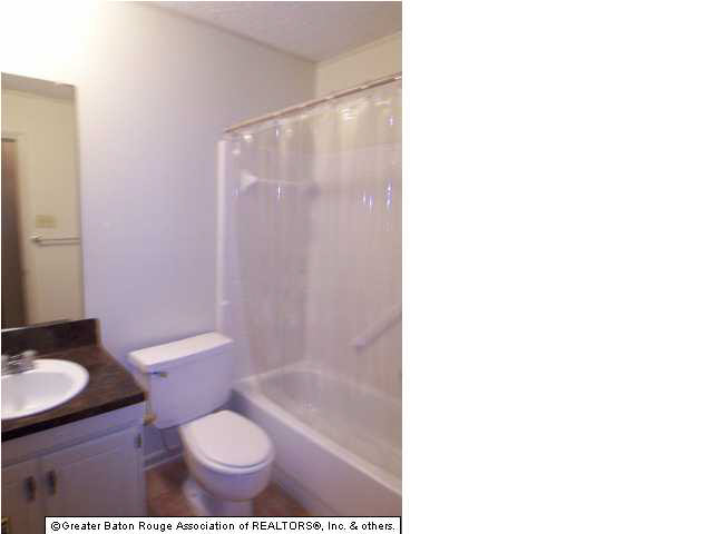 15520 Jester Avenue Baton Rouge, LA 70816 - Photo 8 of 12 Gallery Image 8
