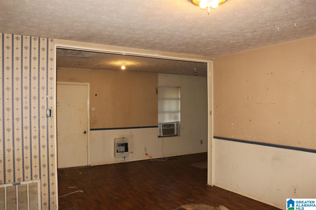 44 Amerson Street Anniston, AL 36201 - Photo 7 of 28