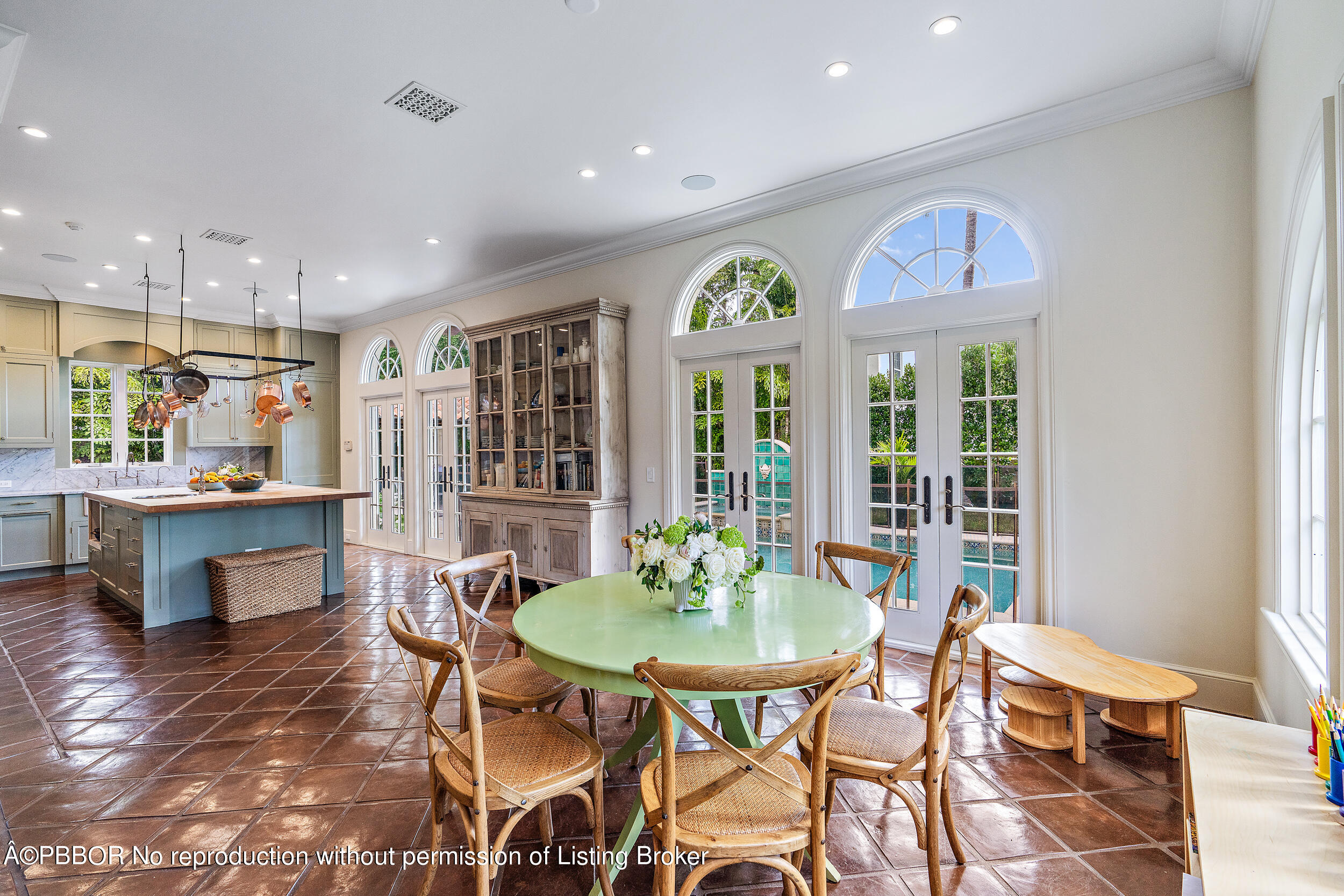 255 Valencia Road West Palm Beach, FL 33401 - Photo 12 of 41 Kitchen Dining Area