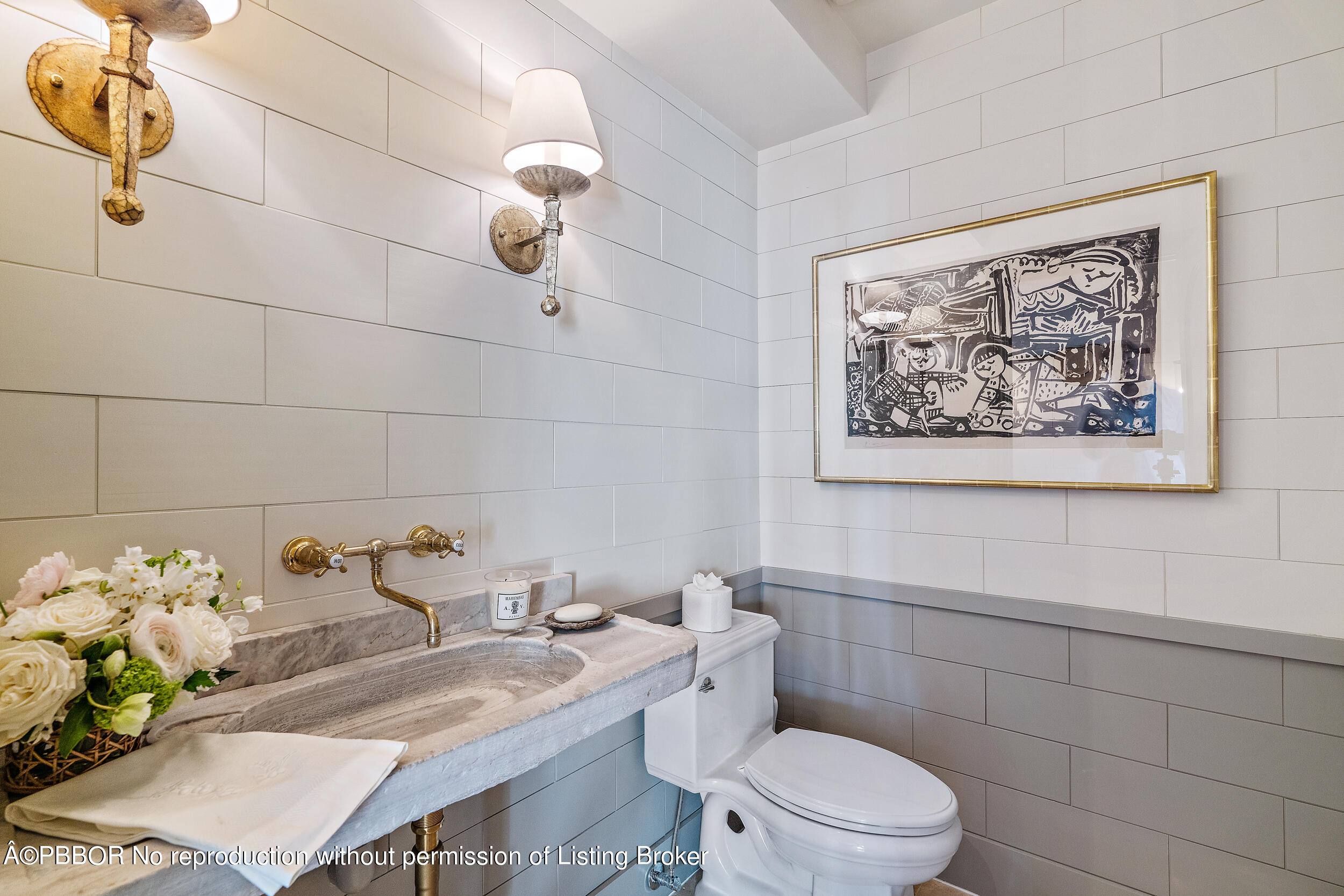 255 Valencia Road West Palm Beach, FL 33401 - Photo 31 of 41 Powder Room