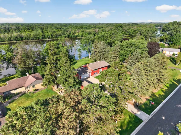 $550,000 | 6266 Rivlyn Avenue Northwest, Anoka, MN 55303