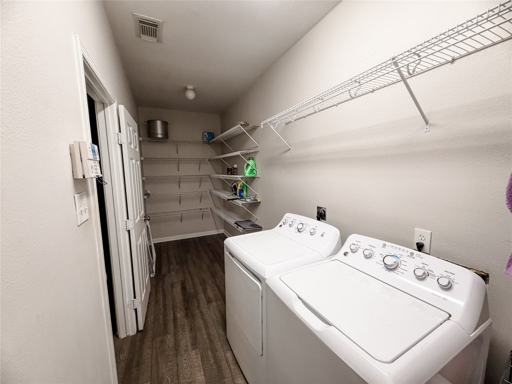 22527 Sweetglen Court Spring, TX 77373 - Photo 10 of 31 Laundry room