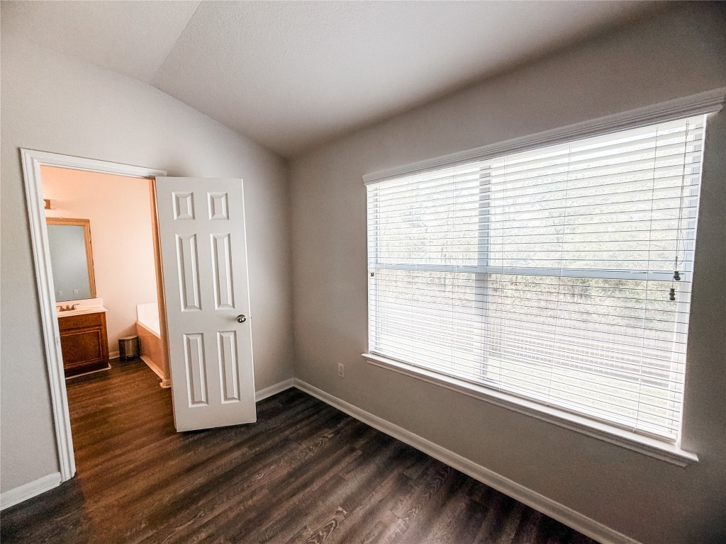 22527 Sweetglen Court Spring, TX 77373 - Photo 23 of 31 Primary room