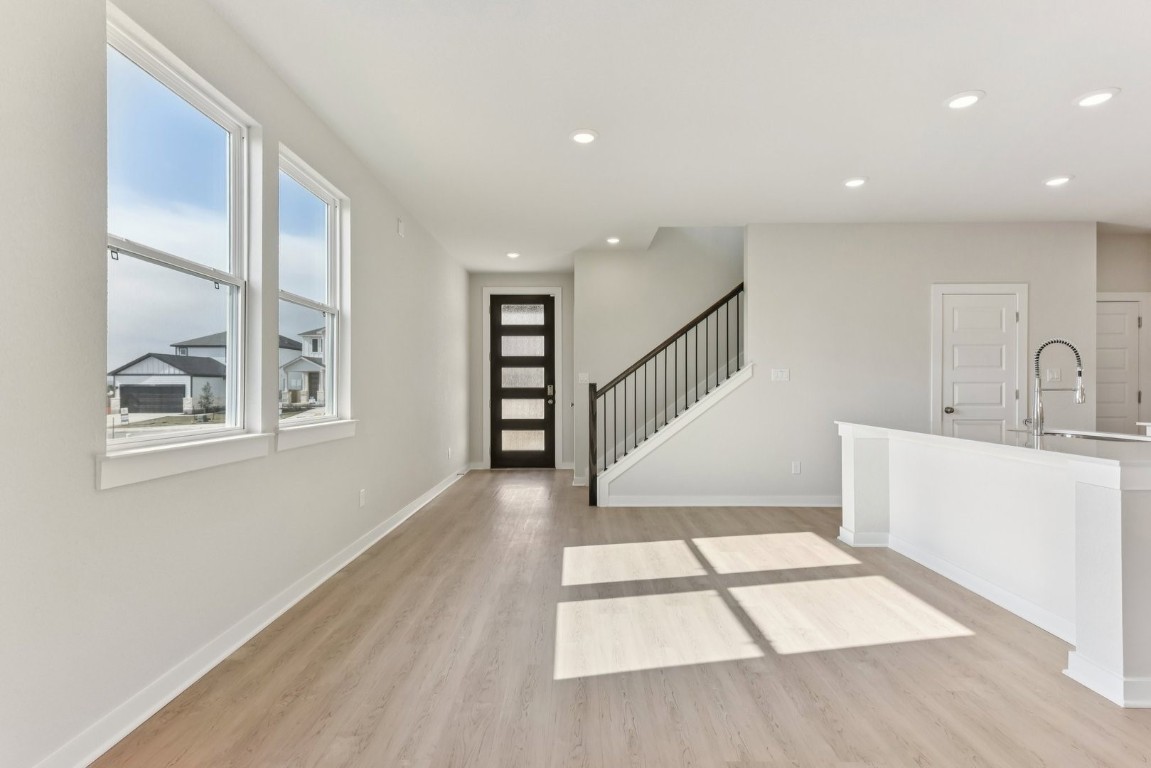 1217 Lavender Way Georgetown, TX 78628 - Photo 10 of 39