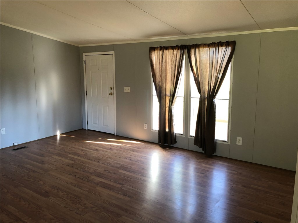424 Andersonville Road Townville, SC 29689 - Photo 4 of 31 Gallery Image 4