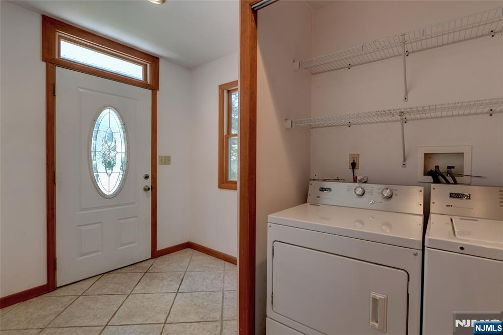 34 Knoll Road Wayne, NJ 07470 - Photo 22 of 50