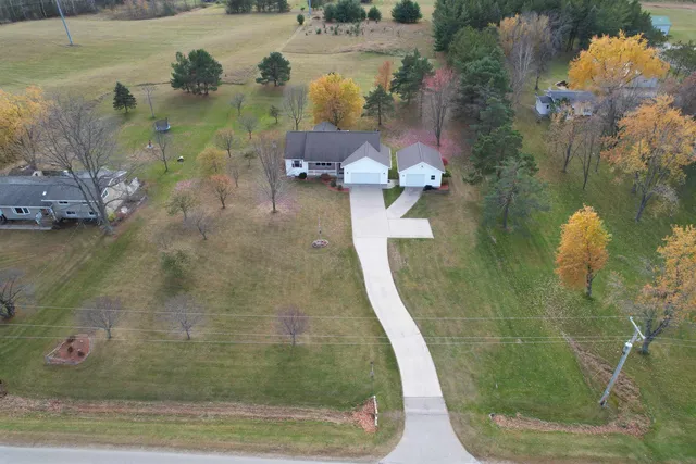 $425,000 | W6547 Number 2 Road, Menominee, MI 49858