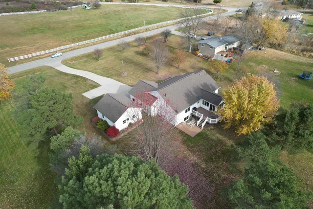 $425,000 | W6547 Number 2 Road, Menominee, MI 49858