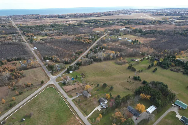 $425,000 | W6547 Number 2 Road, Menominee, MI 49858