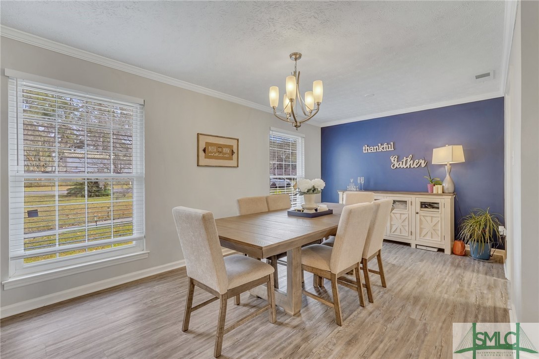 1617 Walthour Road Savannah, GA 31410 - Photo 7 of 38 Large dining area