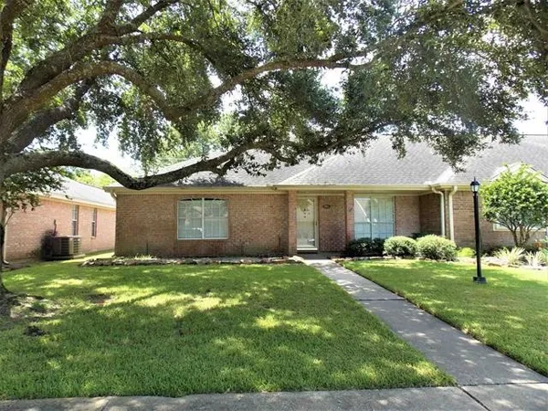 $2,250 | 7965 Pecan Drive, Beaumont, TX 77713