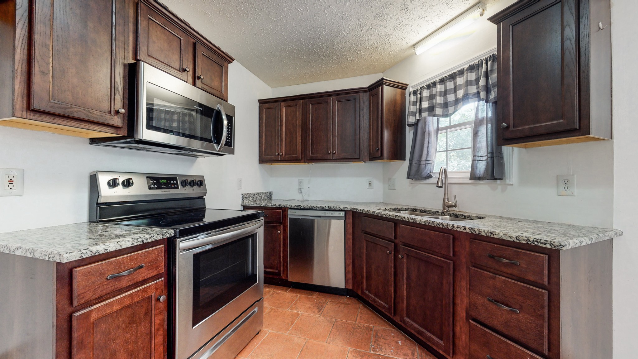3432 Florence Road, Unit B Murfreesboro, TN 37129 - Photo 11 of 36 Gallery Image 11