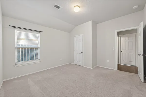 $1,895 | 20706 Southern Wds Boulevard, New Caney, TX 77357