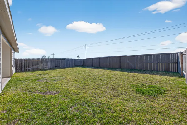 $1,895 | 20706 Southern Wds Boulevard, New Caney, TX 77357