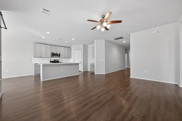 $1,895 | 20706 Southern Wds Boulevard, New Caney, TX 77357