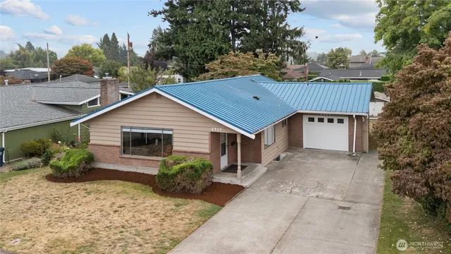 $600,000 | 1717 E Street, Lynden, WA 98264