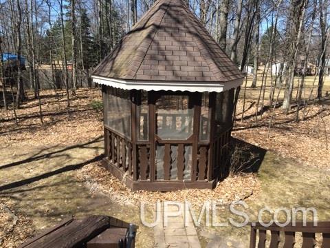 5982 Rivers 22nd Road Gladstone, MI 49837 - Photo 11 of 15
