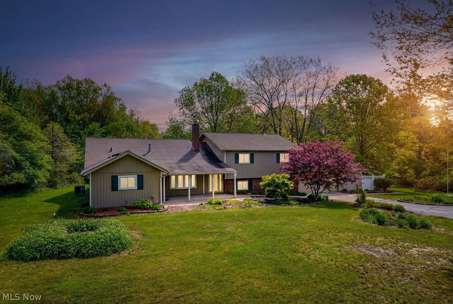 9353 Chamberlin Road Twinsburg, OH 44087 - Photo 1 of 44
