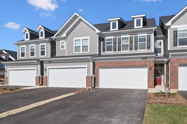 $505,232 | 608 Switchgrass Way, Unit 61003, Bolingbrook, IL 60490