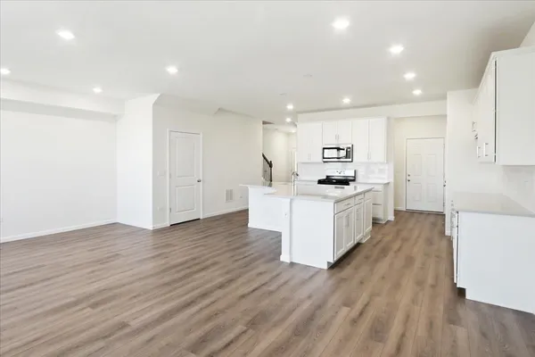 $505,232 | 608 Switchgrass Way, Unit 61003, Bolingbrook, IL 60490