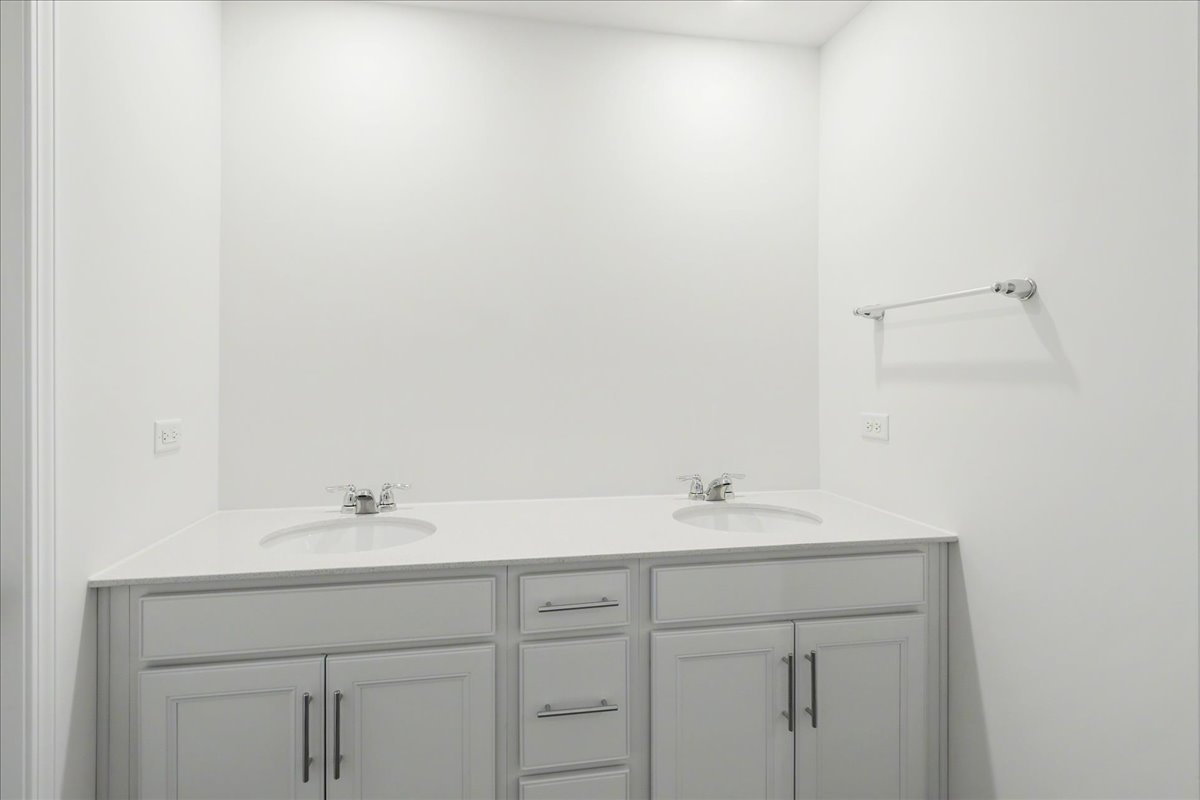 608 Switchgrass Way, Unit 61003 Bolingbrook, IL 60490 - Photo 24 of 32