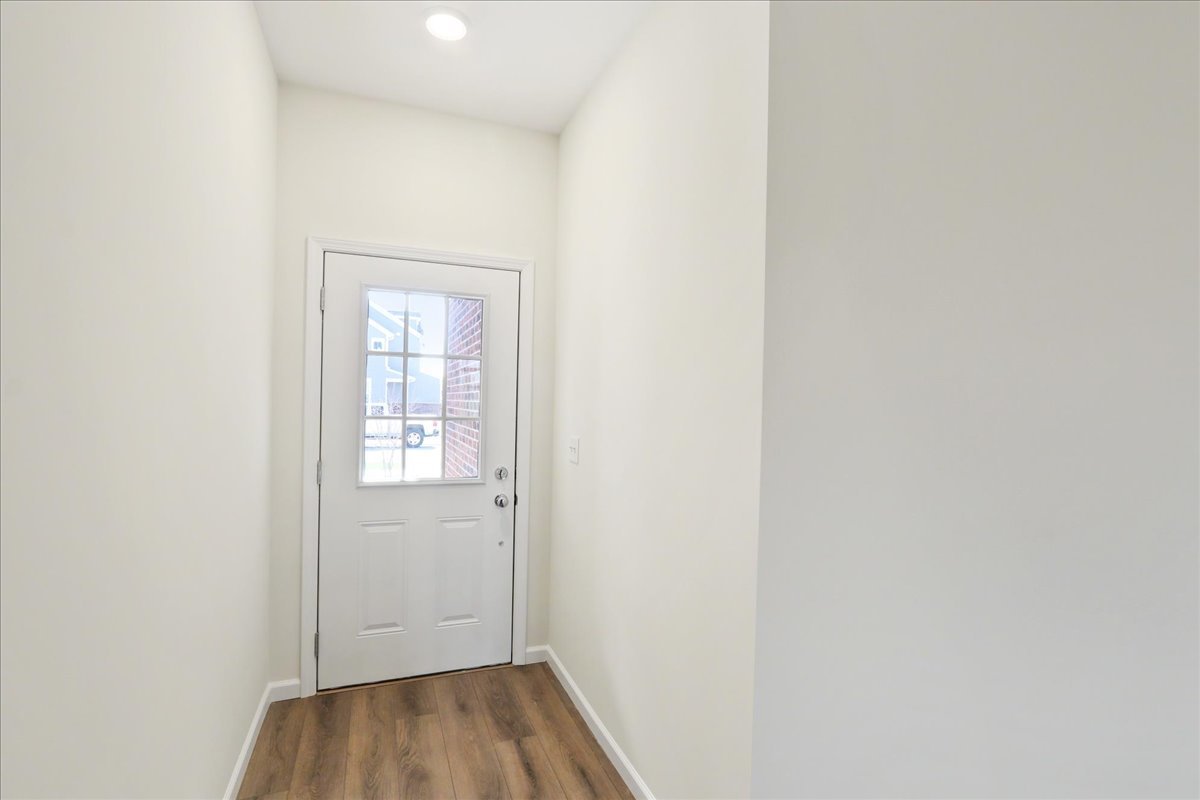608 Switchgrass Way, Unit 61003 Bolingbrook, IL 60490 - Photo 3 of 32