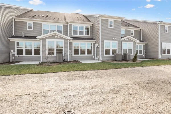 $505,232 | 608 Switchgrass Way, Unit 61003, Bolingbrook, IL 60490