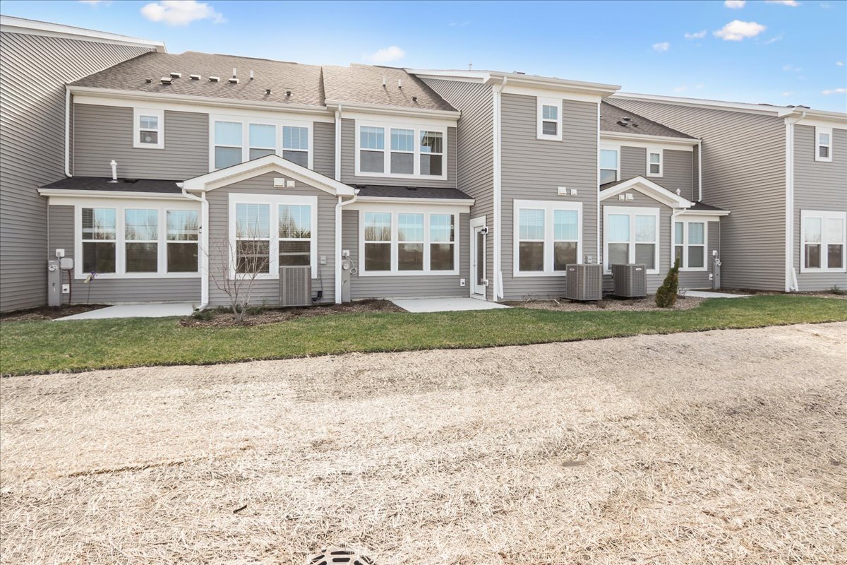 608 Switchgrass Way, Unit 61003 Bolingbrook, IL 60490 - Photo 32 of 32