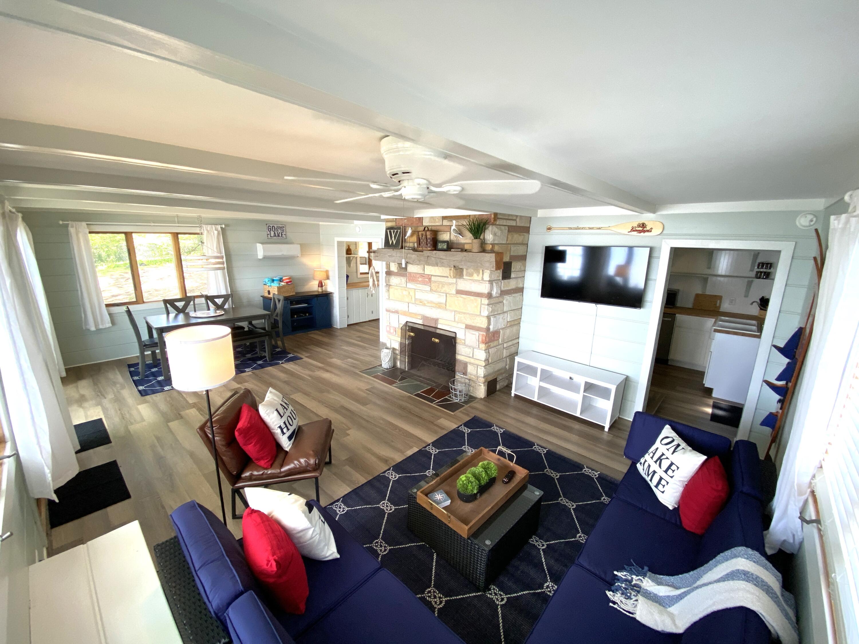 4537 Cordes Road Delton, MI 49046 - Photo 12 of 27 Great Room 1-1