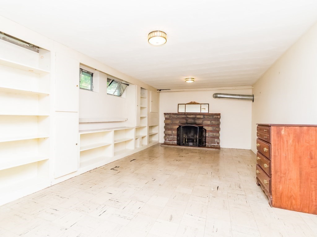 34 Spring Valley Road Belmont, MA 02478 - Photo 13 of 19 Gallery Image 13