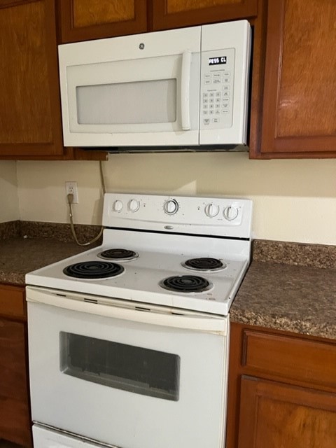 1614 Ryon Street, Unit B Houston, TX 77009 - Photo 5 of 8 Gallery Image 5