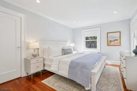 $899,999 | 23 Kensington Terrace, Maplewood, NJ 07040