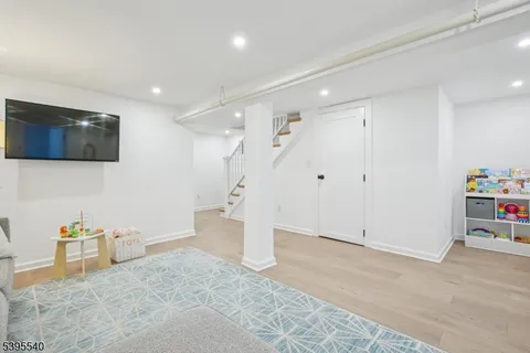 $899,999 | 23 Kensington Terrace, Maplewood, NJ 07040