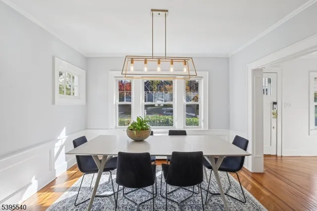 $899,999 | 23 Kensington Terrace, Maplewood, NJ 07040
