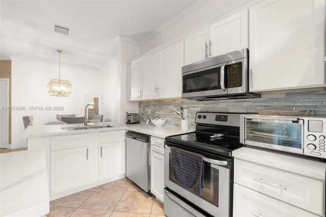 $2,900 | 3811 Northwest 91st Terrace, Sunrise, FL 33351