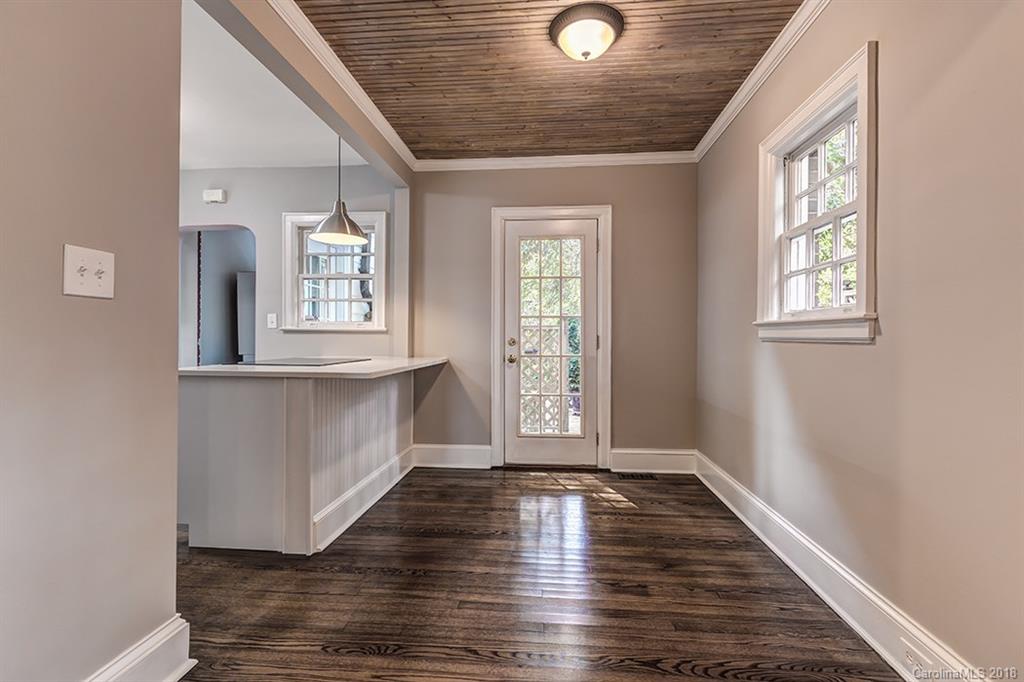 1711 Club Road, Unit 6 Charlotte, NC 28205 - Photo 13 of 31 Gallery Image 13