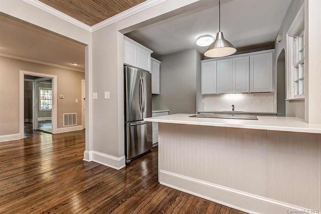 1711 Club Road, Unit 6 Charlotte, NC 28205 - Photo 15 of 31 Gallery Image 15