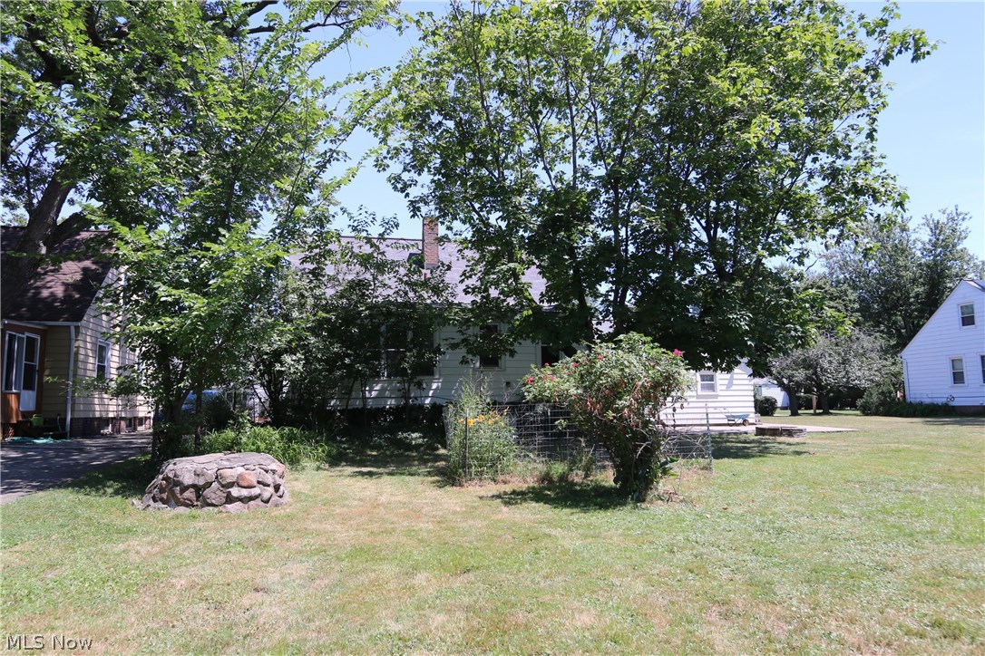 1384 Churchill Road Lyndhurst, OH 44124 - Photo 28 of 29