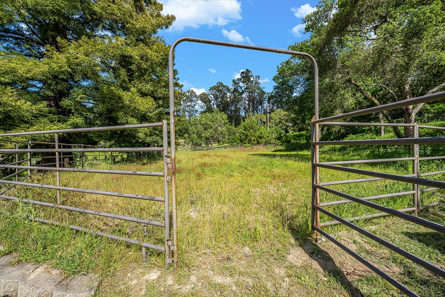 1170 Larkin Valley Road Watsonville, CA 95076 - Photo 50 of 63 Gallery Image 50