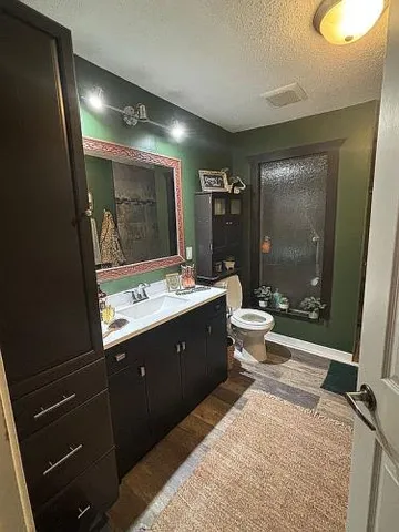 $310,000 | 9508 North Shore Trail, Forest Lake, MN 55025