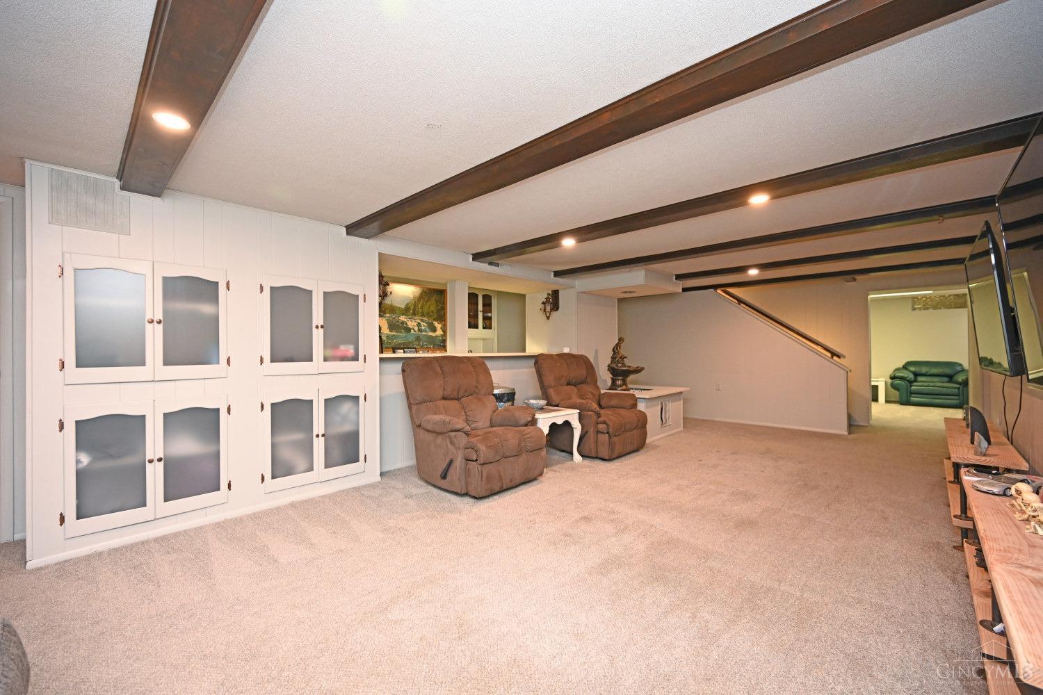 525 Riddle Road Cincinnati, OH 45231 - Photo 32 of 50 Gallery Image 32