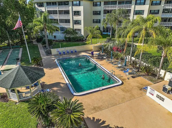 $1,725 | 101 North Grandview Street, Unit 203, Mount Dora, FL 32757