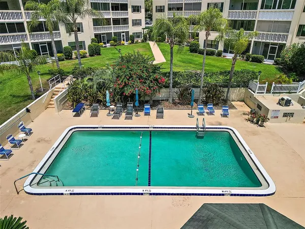 $1,725 | 101 North Grandview Street, Unit 203, Mount Dora, FL 32757