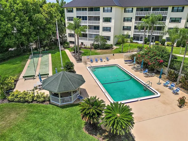 $1,725 | 101 North Grandview Street, Unit 203, Mount Dora, FL 32757